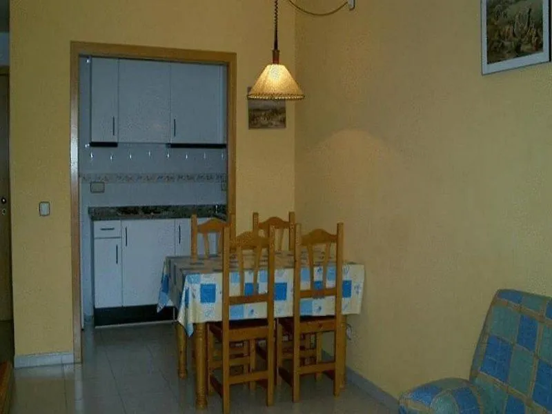 Ses Illes Apartamentos 布拉内斯 公寓